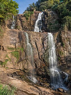 SL_NuwaraEDistrict_asv2020-01_img08_Lower_Ramboda_Falls
