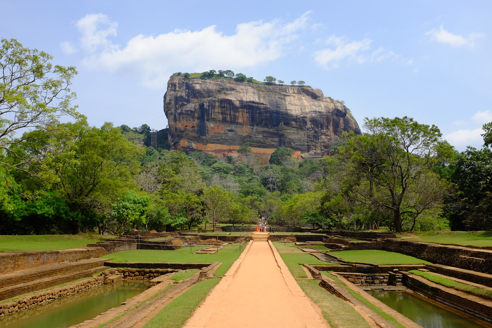 Sigiriya_(141688197)